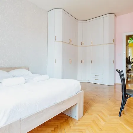 Apartment Apus Apartament Krakow Krakow